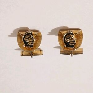 VTG Roman Soldier Warrior Cufflinks Gold Tone Black Enamel Mid Century Knight